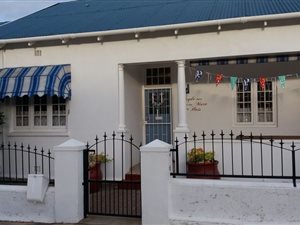 2 Bed Apartment in Mossel Bay Central