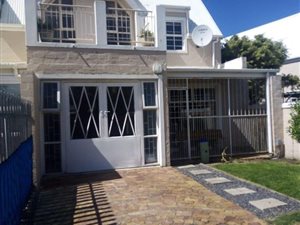 3 Bed Townhouse in Strand Central