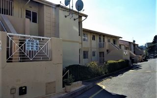 3 Bedroom Townhouse in Primrose Hill