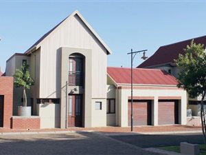 3 Bed Townhouse in Louwlardia