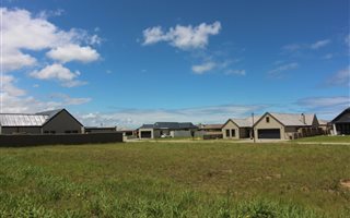 827 m² Land available in Blue Mountain Village
