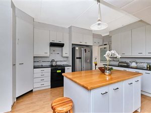 3 Bed House in Bordeaux