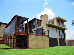 4 Bed House in Sable Hills Waterfront Estate