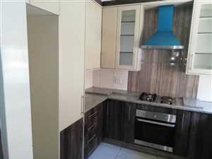 3 Bed Apartment in Laudium