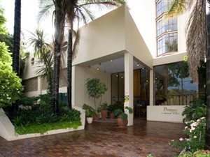 3 Bed Apartment in Melrose Arch