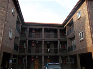 2 Bed Flat in Pretoria North