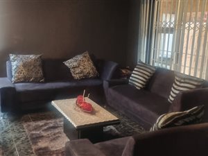 5 Bed House in Stanmore
