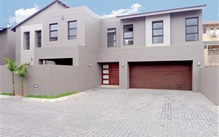 4 Bedroom House in Glenhazel