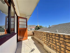 2 Bed Apartment in Fish Hoek