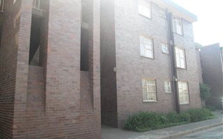 2 Bedroom Apartment in Vanderbijlpark SW
