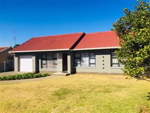 3 Bed House in Mayberry Park