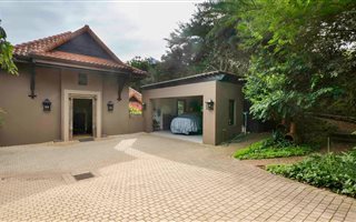 5 Bedroom House in Zimbali