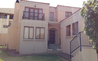 3 Bedroom House in Modelpark