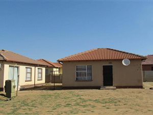 2 Bed House in Vanderbijlpark SE