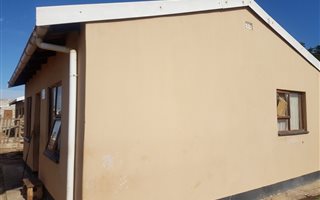 3 Bedroom House in Soweto On Sea