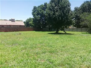 696 m² Land available in Cullinan