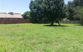 696 m² Land available in Cullinan