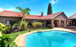 6 Bedroom House in Randpark Ridge