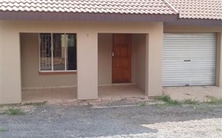 3 Bedroom Townhouse in Modimolle