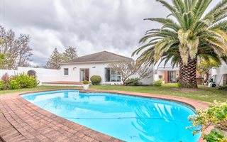 3 Bedroom House in Plumstead