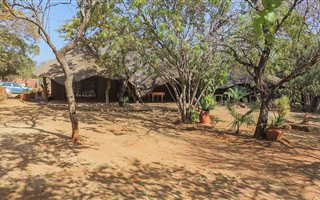 4 Bedroom House in Onderstepoort