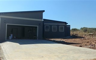 3 Bedroom House in Hartbeespoort Dam