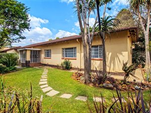 6 Bed House in Menlo Park