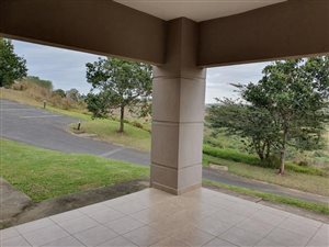 2 Bed Apartment in Palm Lakes Estate