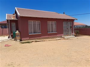 3 Bed House in Klarinet