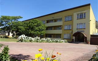 2 Bedroom Apartment in Lambton