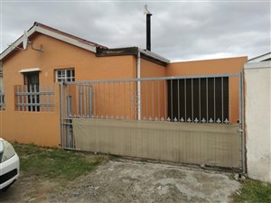 2 Bed House in New Woodlands