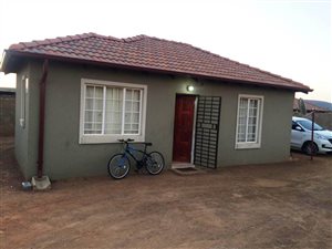 2 Bed House in Nellmapius
