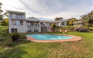 5 Bedroom House in Beacon Bay