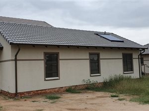 3 Bed House in Kya Sands