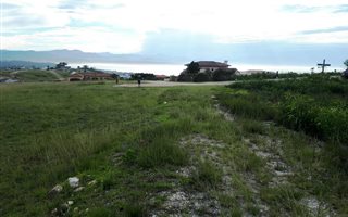 1163 m² Land available in Whale Rock