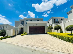 3 Bed Cluster in Fourways