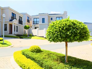 3 bedroom cluster for sale in Fourways | T1802490