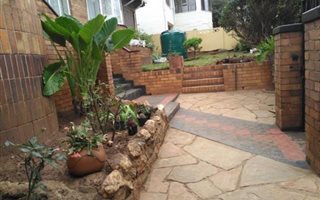 1 Bedroom Garden Cottage in Kensington