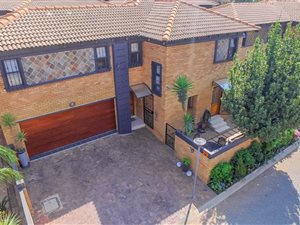 3 Bed Townhouse in Bartlett