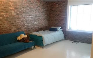 1 Bedroom Apartment in Rosebank