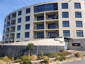 2 Bed Apartment in Nahoon Beach