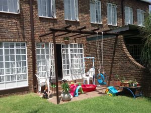 3 Bed Townhouse in New State Area