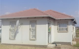 3 Bedroom House in Klarinet