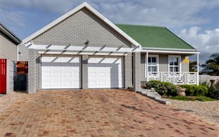 3 Bedroom House in Amandelsig