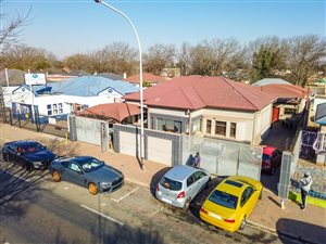 400 m² Commercial space in Boksburg South