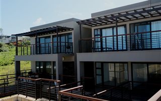 2 Bedroom Apartment in Desainagar