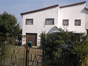 3 Bed House in Woodhurst