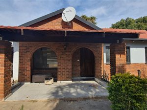 2 Bed House in Birch Acres
