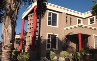 5 Bedroom House in Sterpark