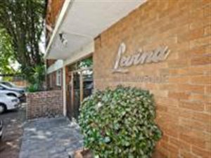 2 Bed Apartment in Kew